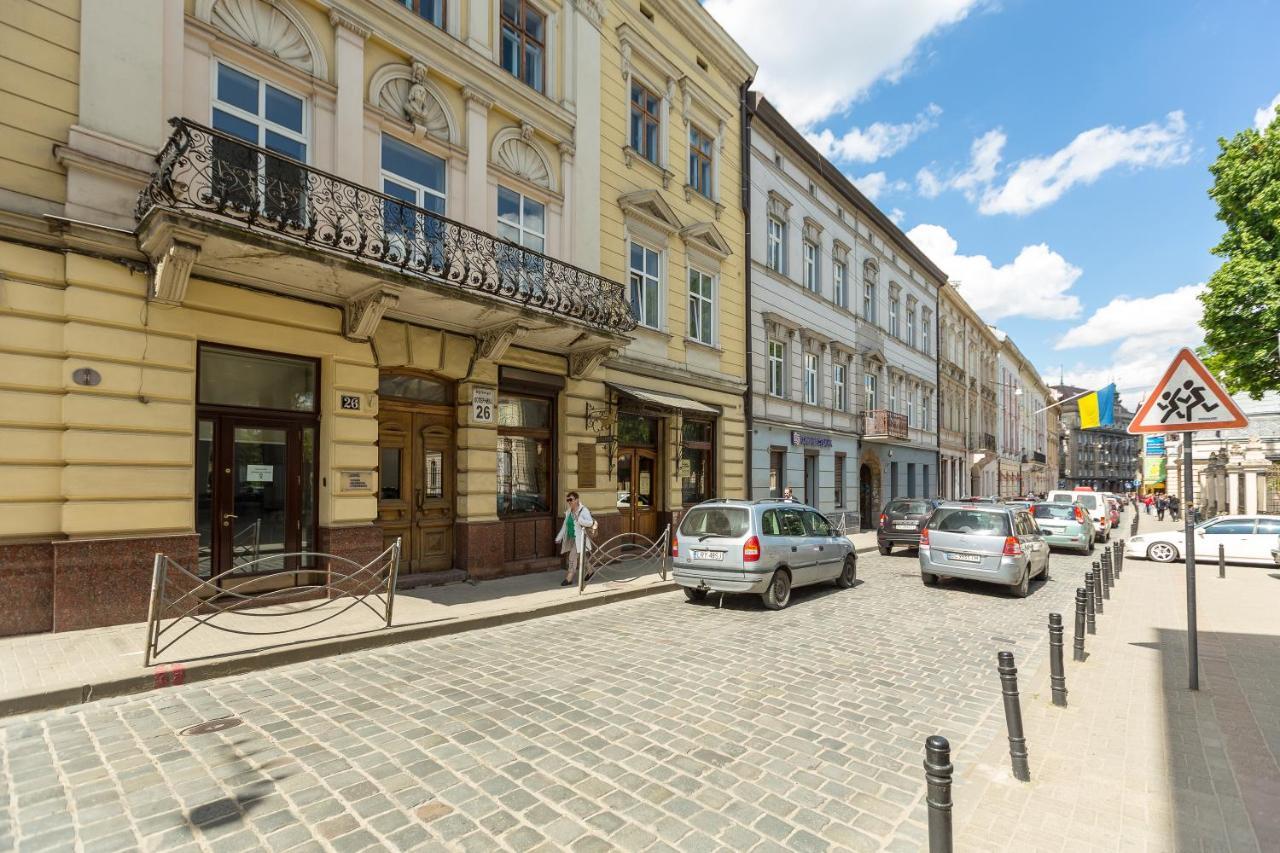 Квартира В Центрі Подобово На Вулиці Коперника 26 Біля Палацу Мистецтв Lviv Exterior photo